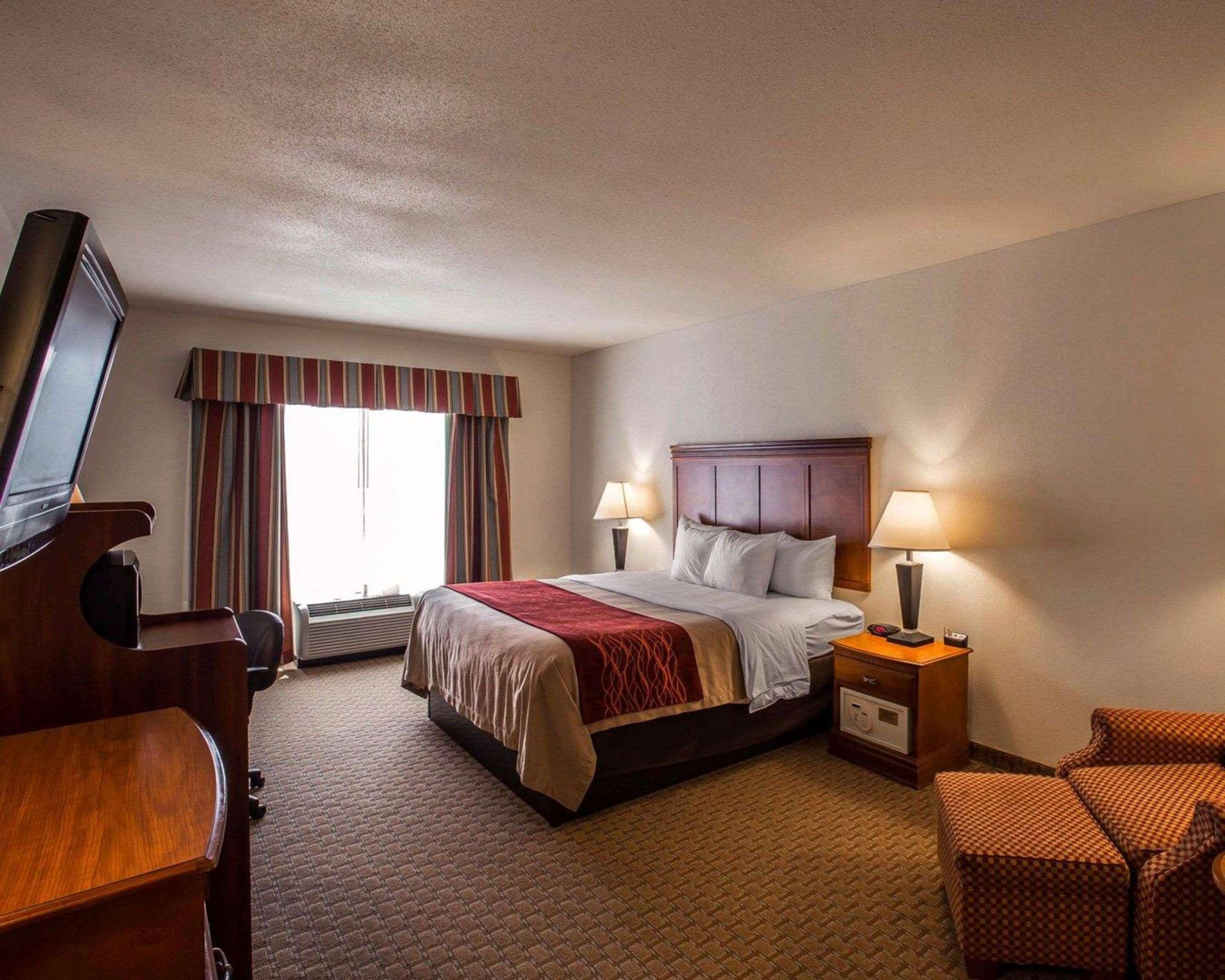 Comfort Inn & Suites Rogersville Exterior photo